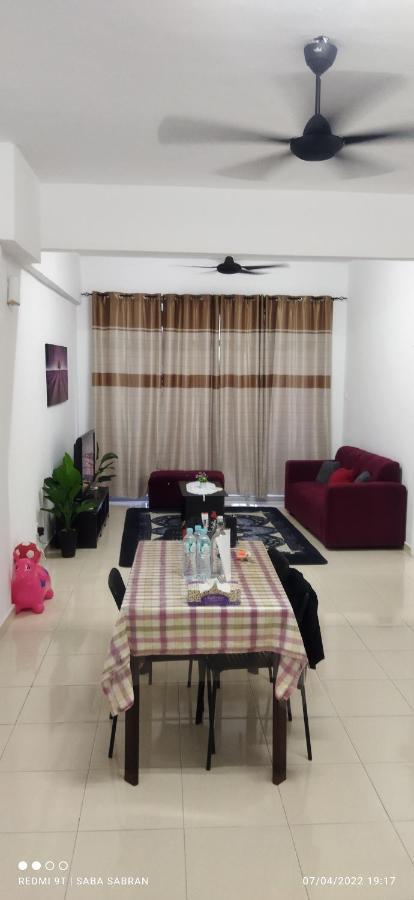 D'Zara Homestay Sepang Zewnętrze zdjęcie